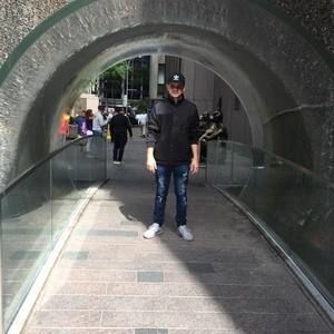 Meet your Posher, Luis